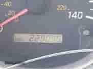 2002 Toyota Highlander Limited z VIN JTEGF21A320061776, wystawiony jako IAAI lot #43009588 z przebiegiem 229 096 mil mil oraz . Historia ofert i sprzedaży dostępna na DreamBid. Obrazek 15.