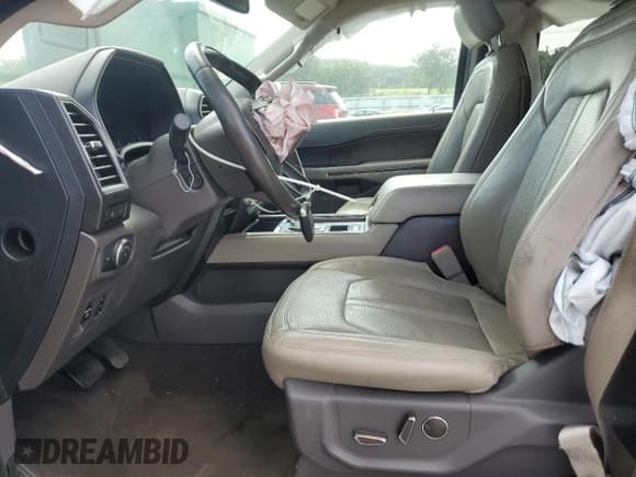 ✅ 2020 Ford Expedition Max Limited • VIN: 1FMJK1KT9LEA86729 • Lot: 66341715. Wystawiony na Copart z przebiegiem 109 577 mil. Bezpłatny archiwum sprzedaży aukcyjnych z USA i szczegółowy raport historii pojazdu na DreamBid. Zdjęcie 7.