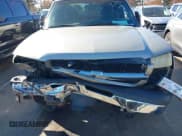 ✅ 2003 Chevrolet Silverado 1500 LT • VIN: 2GCEC19T031261542 • Лот: 43625450. Опубликован ранее на IAAI с пробегом Не указан. Бесплатный доступ к архиву аукционных продаж из США и подробный отчёт об истории автомобиля на DreamBid. Изображение 10.