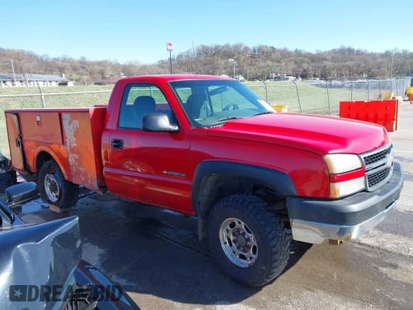 ✅ 2006 Chevrolet Silverado 2500HD • VIN: 1GBHK24U46E133818 • Lot: 41839282. Listed on IAAI with 263,212 mi. Free auction sales archive from the USA and detailed vehicle history report at DreamBid. Image 14.