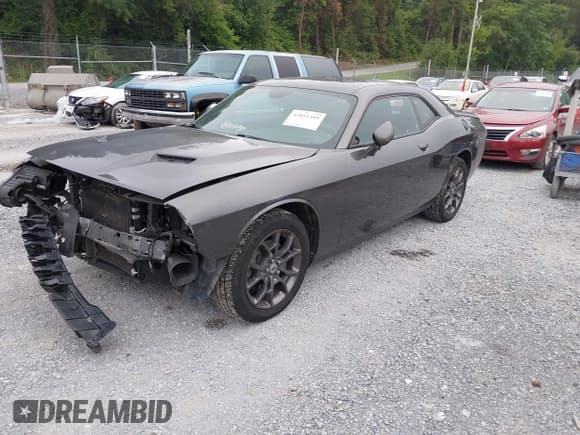 ✅ 2018 Dodge Challenger GT • VIN: 2C3CDZGG8JH322928 • Lot: 42811395. Listed on IAAI with 109,044 mi. Free auction sales archive from the USA and detailed vehicle history report at DreamBid. Image 2.