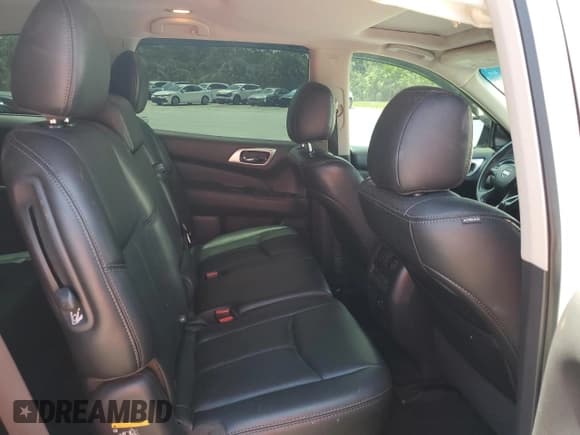 ✅ 2016 Nissan Pathfinder SL • VIN: 5N1AR2MN5GC665203 • Lot: 66886995. Wystawiony na Copart z przebiegiem 142 927 mil. Bezpłatny archiwum sprzedaży aukcyjnych z USA i szczegółowy raport historii pojazdu na DreamBid. Zdjęcie 11.