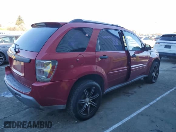 ✅ 2006 Chevrolet Equinox LS • VIN: 2CNDL13FX66127249 • Лот: 42039935. Опубликован ранее на Copart с пробегом 115 963 миль. Бесплатный доступ к архиву аукционных продаж из США и подробный отчёт об истории автомобиля на DreamBid. Изображение 3.