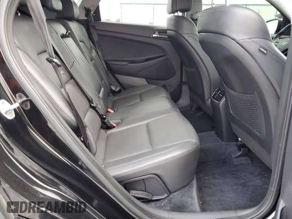 2016 Hyundai Tucson Sport with VIN KM8J33A22GU139820, listed as a Copart auction lot 85836075 with 111,125 mi miles and Clean title. Bid and sale history available at DreamBid. Image 11.