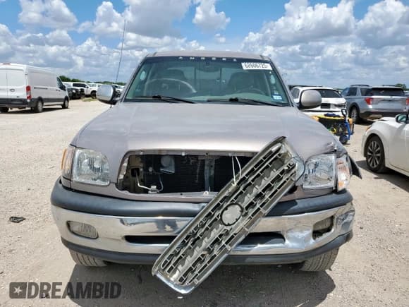 ✅ 2002 Toyota Tundra Limited • VIN: 5TBRT38192S287943 • Lot: 62606725. Listed on Copart with Not provided. Free auction sales archive from the USA and detailed vehicle history report at DreamBid. Image 5.
