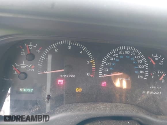 ✅ 2000 Dodge Dakota • VIN: 1B7GL22X8YS774590 • Lot: 42027035. Wystawiony na IAAI z przebiegiem 93 092 mil. Bezpłatny archiwum sprzedaży aukcyjnych z USA i szczegółowy raport historii pojazdu na DreamBid. Zdjęcie 7.