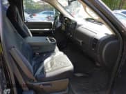 ✅ 2007 Chevrolet Silverado 1500 Work Truck • VIN: 2GCEC19C671730011 • Lot: 42566577. Wystawiony na IAAI z przebiegiem 142 672 mil. Bezpłatny archiwum sprzedaży aukcyjnych z USA i szczegółowy raport historii pojazdu na DreamBid. Zdjęcie 5.