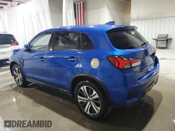 ✅ 2021 Mitsubishi Outlander ES • VIN: JA4ARUAU2MU007706 • Lot: 69173135. Listed on Copart with 26,240 mi. Free auction sales archive from the USA and detailed vehicle history report at DreamBid. Image 2.
