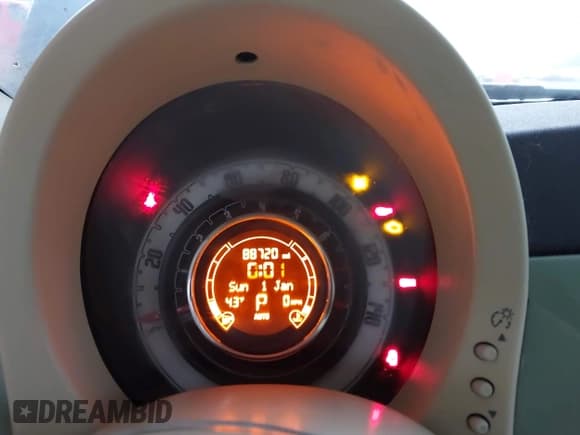 ✅ 2013 FIAT 500 Pop • VIN: 3C3CFFAR8DT741117 • Lot: 43834042. Listed on IAAI with 88,720 mi. Free auction sales archive from the USA and detailed vehicle history report at DreamBid. Image 7.