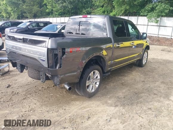 ✅ 2015 Ford F-150 XLT • VIN: 1FTEW1EG7FFC67819 • Lot: 42321625. Listed on IAAI with 98,176 mi. Free auction sales archive from the USA and detailed vehicle history report at DreamBid. Image 4.