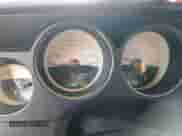 2014 Dodge Challenger SXT z VIN 2C3CDYAG7EH244876, wystawiony jako Copart lot #68067264 z przebiegiem 130 669 mil mil oraz Czysty tytuł • Clean title. Historia ofert i sprzedaży dostępna na DreamBid. Obrazek 9.