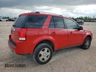 2006 Saturn VUE z VIN 5GZCZ534X6S864497, wystawiony jako Copart lot #71082564 z przebiegiem 200 027 mil mil oraz Szkoda całkowita • Salvage title. Historia ofert i sprzedaży dostępna na DreamBid. Obrazek 3.