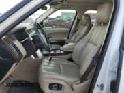 ✅ 2017 Land Rover Range Rover • VIN: SALGS2FEXHA320643 • Lot: 75457364. Wystawiony na Copart z przebiegiem 89 495 mil. Bezpłatny archiwum sprzedaży aukcyjnych z USA i szczegółowy raport historii pojazdu na DreamBid. Zdjęcie 7.