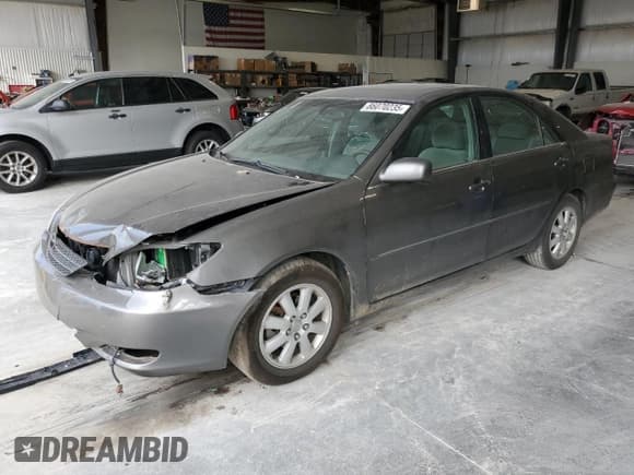 ✅ 2004 Toyota Camry SE • VIN: 4T1BE32K24U854749 • Lot: 86070235. Wystawiony na Copart z przebiegiem 256 069 mil. Bezpłatny archiwum sprzedaży aukcyjnych z USA i szczegółowy raport historii pojazdu na DreamBid. Zdjęcie 1.