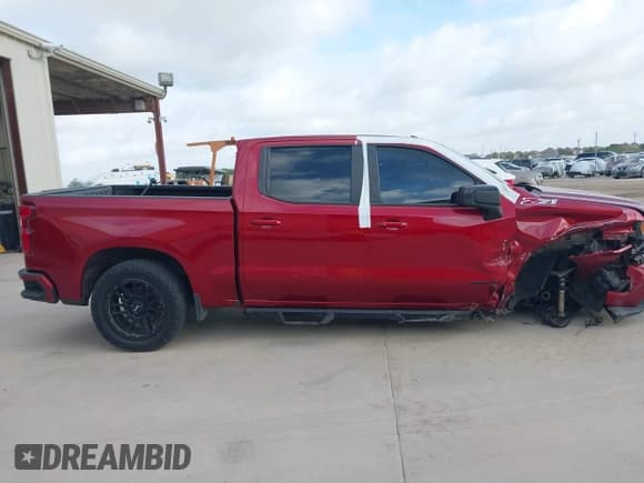 ✅ 2021 Chevrolet Silverado 1500 RST • VIN: 3GCUYEED7MG452645 • Lot: 42738066. Wystawiony na IAAI z przebiegiem 125 183 mil. Bezpłatny archiwum sprzedaży aukcyjnych z USA i szczegółowy raport historii pojazdu na DreamBid. Zdjęcie 14.