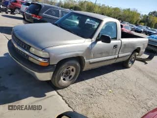 ✅ 2001 Chevrolet Silverado 1500 LS • VIN: 1GCEC14V81E143551 • Лот: 86504935. Опубликован ранее на Copart с пробегом Не указан. Бесплатный доступ к архиву аукционных продаж из США и подробный отчёт об истории автомобиля на DreamBid. Изображение 1.