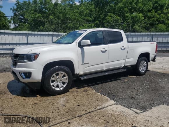 ✅ 2020 Chevrolet Colorado 4WD LT • VIN: 1GCGTCEN6L1220723 • Лот: 63471385. Опубликован ранее на Copart с пробегом 121 634 миль. Бесплатный доступ к архиву аукционных продаж из США и подробный отчёт об истории автомобиля на DreamBid. Изображение 1.