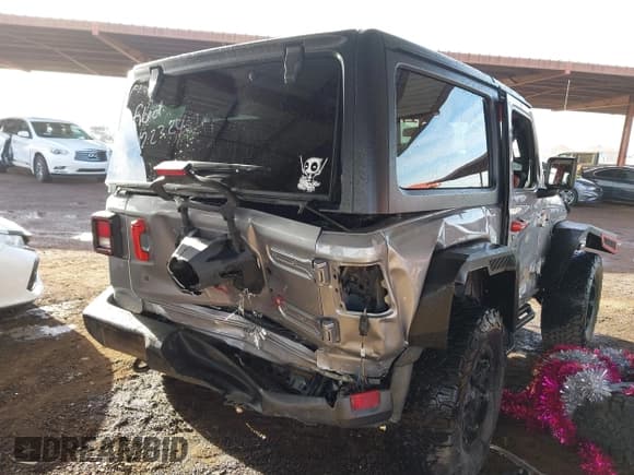 ✅ 2020 Jeep Wrangler Sport S • VIN: 1C4GJXAN9LW135767 • Lot: 41236318. Listed on IAAI with 62,951 mi. Free auction sales archive from the USA and detailed vehicle history report at DreamBid. Image 4.