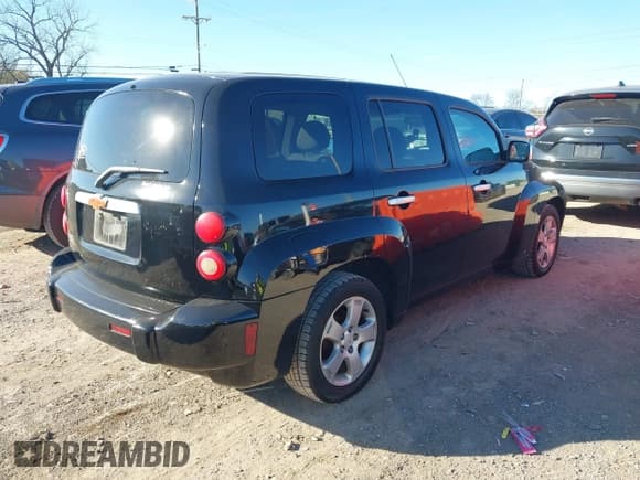 ✅ 2007 Chevrolet HHR LT • VIN: 3GNDA23D17S512210 • Lot: 43648206. Wystawiony na IAAI z przebiegiem 164 359 mil. Bezpłatny archiwum sprzedaży aukcyjnych z USA i szczegółowy raport historii pojazdu na DreamBid. Zdjęcie 4.