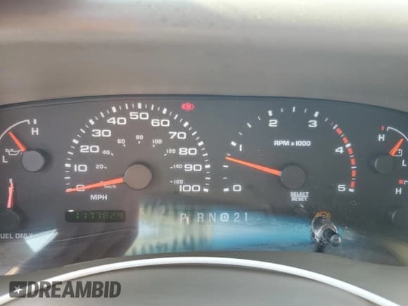 ✅ 2002 Ford F-350 XL • VIN: 1FTSW30F72EA24394 • Лот: 67467504. Опубликован ранее на Copart с пробегом 117 782 миль. Бесплатный доступ к архиву аукционных продаж из США и подробный отчёт об истории автомобиля на DreamBid. Изображение 9.