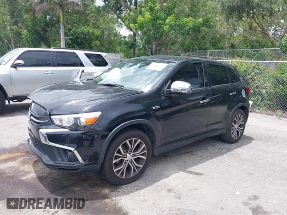 ✅ 2019 Mitsubishi Outlander ES • VIN: JA4AP3AU8KU004080 • Lot: 42920992. Listed on IAAI with 84,889 mi. Free auction sales archive from the USA and detailed vehicle history report at DreamBid. Image 2.