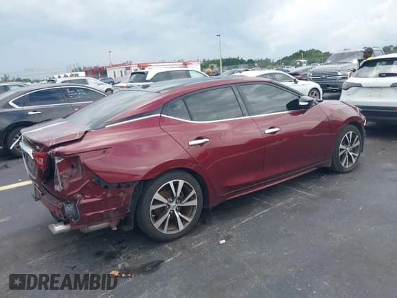 ✅ 2017 Nissan Maxima SV • VIN: 1N4AA6AP7HC412982 • Lot: 43161833. Listed on IAAI with 90,744 mi. Free auction sales archive from the USA and detailed vehicle history report at DreamBid. Image 4.