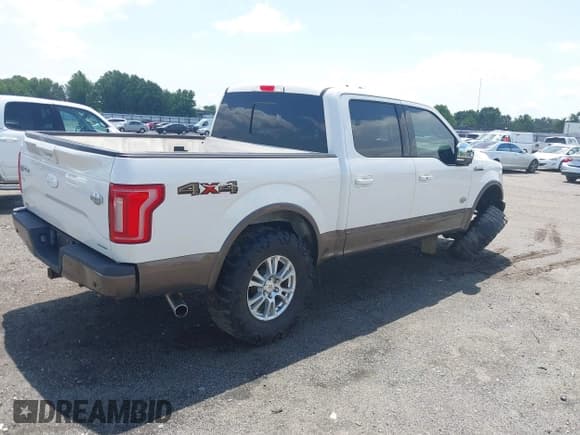 ✅ 2015 Ford F-150 XLT • VIN: 1FTEW1EF4FFA01987 • Lot: 42471070. Wystawiony na IAAI z przebiegiem 123 433 mil. Bezpłatny archiwum sprzedaży aukcyjnych z USA i szczegółowy raport historii pojazdu na DreamBid. Zdjęcie 4.