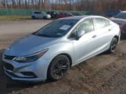 ✅ 2017 Chevrolet Cruze LT • VIN: 1G1BE5SM9H7253143 • Lot: 43561035. Listed on IAAI with 94,035 mi. Free auction sales archive from the USA and detailed vehicle history report at DreamBid. Image 17.