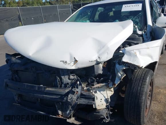 ✅ 2013 Kia Forte EX • VIN: KNAFU4A26D5732774 • Lot: 43471441. Wystawiony na IAAI z przebiegiem 220 362 mil. Bezpłatny archiwum sprzedaży aukcyjnych z USA i szczegółowy raport historii pojazdu na DreamBid. Zdjęcie 6.