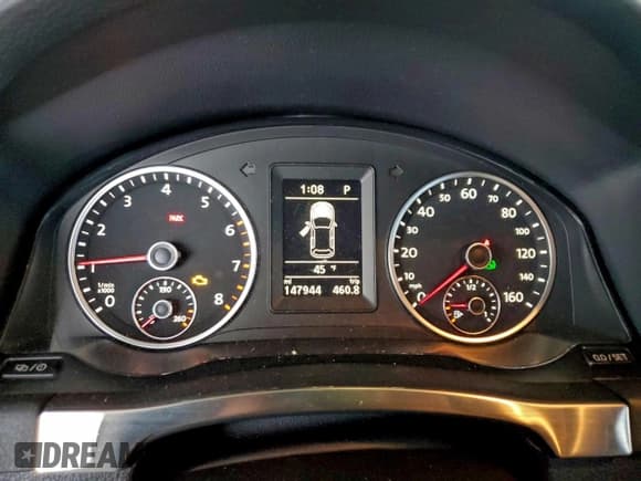 ✅ 2013 Volkswagen Tiguan S • VIN: WVGAV3AX2DW597217 • Lot: 95880665. Listed on Copart with 147,944 mi. Free auction sales archive from the USA and detailed vehicle history report at DreamBid. Image 9.