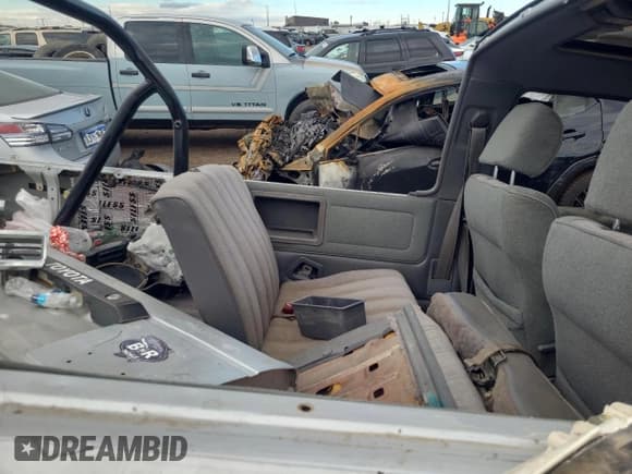 ✅ 1989 Toyota 4Runner • VIN: JT3VN66W2K0037984 • Лот: 47431945. Опубликован ранее на Copart с пробегом 375 938 миль. Бесплатный доступ к архиву аукционных продаж из США и подробный отчёт об истории автомобиля на DreamBid. Изображение 10.