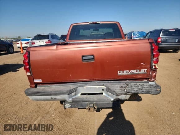 ✅ 1998 Chevrolet Silverado 1500 • VIN: 1GCEK19R8WR108930 • Lot: 69475335. Listed on Copart with 205,360 mi. Free auction sales archive from the USA and detailed vehicle history report at DreamBid. Image 6.