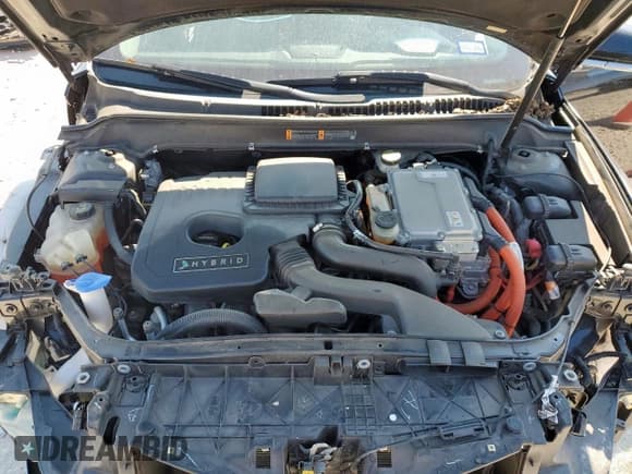 ✅ 2014 Lincoln MKZ Hybrid • VIN: 3LN6L2LU1ER815340 • Lot: 68976235. Wystawiony na Copart z przebiegiem 66 680 mil. Bezpłatny archiwum sprzedaży aukcyjnych z USA i szczegółowy raport historii pojazdu na DreamBid. Zdjęcie 11.