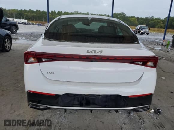 ✅ 2024 Kia K5 LXS • VIN: 5XXG14J27RG234683 • Lot: 84723665. Wystawiony na Copart z przebiegiem 37 709 mil. Bezpłatny archiwum sprzedaży aukcyjnych z USA i szczegółowy raport historii pojazdu na DreamBid. Zdjęcie 6.