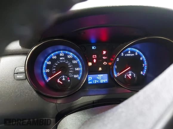 ✅ 2012 Hyundai Genesis Coupe Premium • VIN: KMHHT6KD0CU074363 • Lot: 41976879. Wystawiony na IAAI z przebiegiem 134 184 mil. Bezpłatny archiwum sprzedaży aukcyjnych z USA i szczegółowy raport historii pojazdu na DreamBid. Zdjęcie 15.