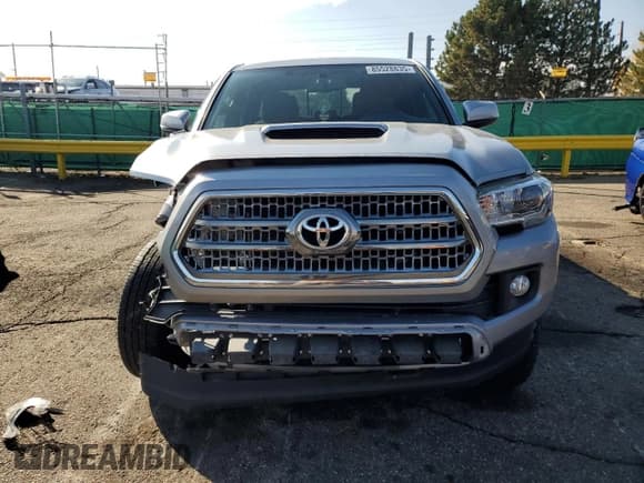 ✅ 2017 Toyota Tacoma TRD Off Road • VIN: 3TMCZ5AN5HM077658 • Lot: 85528835. Listed on Copart with 92,982 mi. Free auction sales archive from the USA and detailed vehicle history report at DreamBid. Image 5.