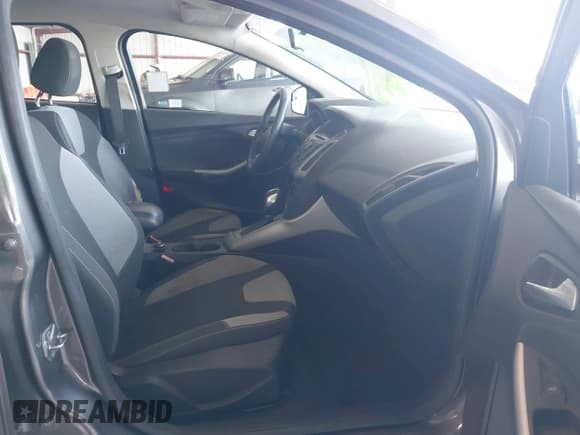 ✅ 2012 Ford Focus SE • VIN: 1FAHP3F20CL237556 • Lot: 42444447. Listed on IAAI with 141,639 mi. Free auction sales archive from the USA and detailed vehicle history report at DreamBid. Image 5.