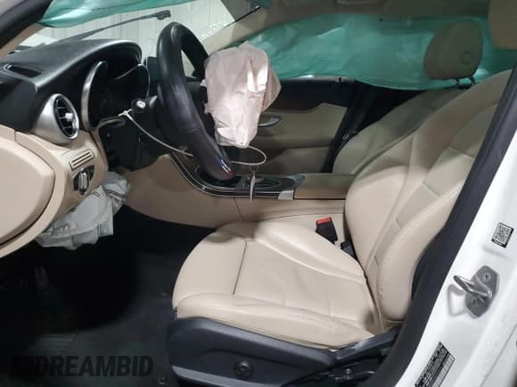 ✅ 2020 Mercedes-Benz C 300 • VIN: W1KWF8EB7LR601011 • Lot: 92013365. Listed on Copart with Not provided. Free auction sales archive from the USA and detailed vehicle history report at DreamBid. Image 7.