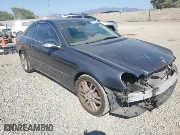 ✅ 2009 Mercedes-Benz CLK 350 • VIN: WDBTJ56H99F261060 • Lot: 69812004. Wystawiony na Copart z przebiegiem 105 218 mil. Bezpłatny archiwum sprzedaży aukcyjnych z USA i szczegółowy raport historii pojazdu na DreamBid. Zdjęcie 4.