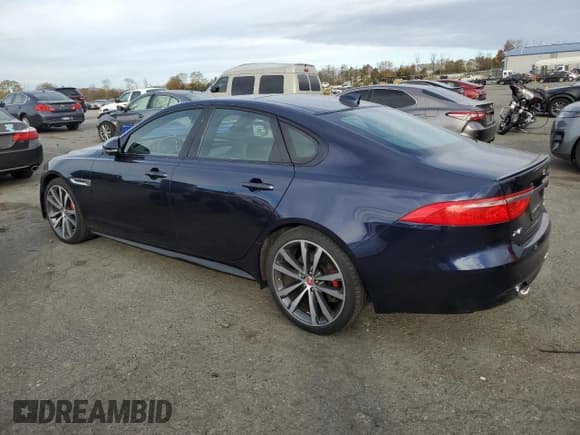 ✅ 2017 Jaguar XF S • VIN: SAJBM4BV6HCY29910 • Лот: 90094255. Опубликован ранее на Copart с пробегом 24 318 миль. Бесплатный доступ к архиву аукционных продаж из США и подробный отчёт об истории автомобиля на DreamBid. Изображение 2.