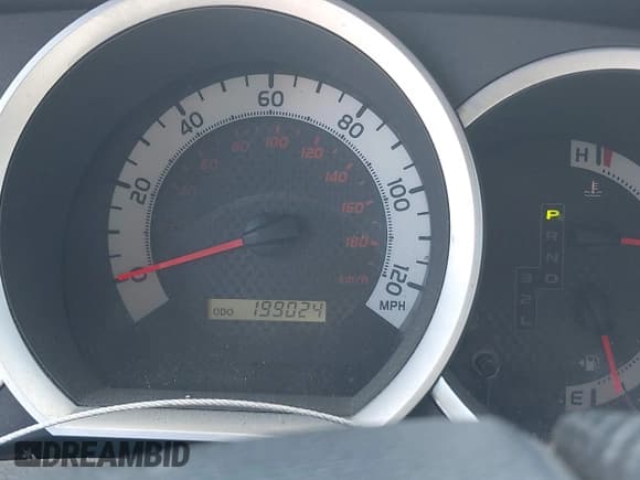 ✅ 2013 Toyota Tacoma • VIN: 5TFTX4CN0DX034105 • Лот: 42861631. Опубликован ранее на IAAI с пробегом 199 024 миль. Бесплатный доступ к архиву аукционных продаж из США и подробный отчёт об истории автомобиля на DreamBid. Изображение 7.