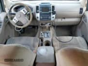 ✅ 2016 Nissan Frontier S • VIN: 1N6AD0ERXGN796041 • Лот: 93657175. Опубликован ранее на Copart с пробегом 148 327 миль. Бесплатный доступ к архиву аукционных продаж из США и подробный отчёт об истории автомобиля на DreamBid. Изображение 8.