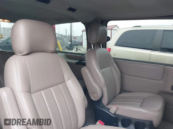 ✅ 2004 Chevrolet Venture LT • VIN: 1GNDX13E74D107191 • Lot: 42512603. Listed on IAAI with 183,883 mi. Free auction sales archive from the USA and detailed vehicle history report at DreamBid. Image 8.