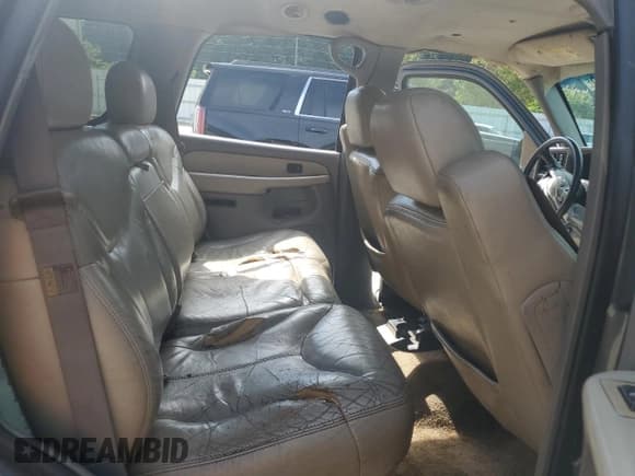 ✅ 2002 GMC Yukon SLT • VIN: 1GKEK13Z32R197054 • Лот: 62485655. Опубликован ранее на Copart с пробегом 361 701 миль. Бесплатный доступ к архиву аукционных продаж из США и подробный отчёт об истории автомобиля на DreamBid. Изображение 10.