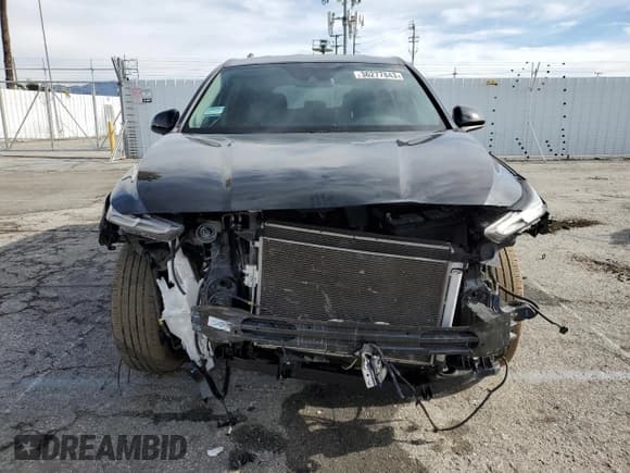 ✅ 2020 Hyundai Santa Fe SE • VIN: 5NMS23AD1LH179711 • Lot: 36277843. Wystawiony na Copart z przebiegiem 51 936 mil. Bezpłatny archiwum sprzedaży aukcyjnych z USA i szczegółowy raport historii pojazdu na DreamBid. Zdjęcie 5.