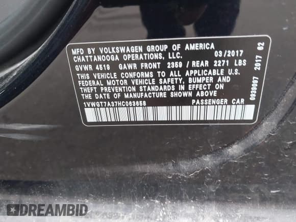 ✅ 2017 Volkswagen Passat SE • VIN: 1VWGT7A37HC063658 • Лот: 43119635. Опубликован ранее на IAAI с пробегом 95 974 миль. Бесплатный доступ к архиву аукционных продаж из США и подробный отчёт об истории автомобиля на DreamBid. Изображение 9.