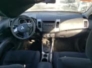 ✅ 2007 Mitsubishi Outlander ES • VIN: JA4MS31X87U001449 • Лот: 69380705. Опубликован ранее на Copart с пробегом 68 827 миль. Бесплатный доступ к архиву аукционных продаж из США и подробный отчёт об истории автомобиля на DreamBid. Изображение 8.