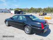 ✅ 2011 Cadillac DTS Luxury Collection • VIN: 1G6KD5E69BU144961 • Лот: 43710903. Опубликован ранее на IAAI с пробегом 204 543 миль. Бесплатный доступ к архиву аукционных продаж из США и подробный отчёт об истории автомобиля на DreamBid. Изображение 3.