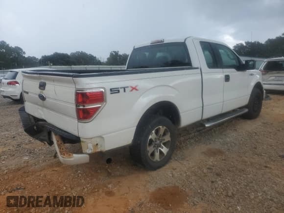 ✅ 2012 Ford F-150 STX • VIN: 1FTFX1CF7CKD10098 • Lot: 82253605. Wystawiony na Copart z przebiegiem 198 837 mil. Bezpłatny archiwum sprzedaży aukcyjnych z USA i szczegółowy raport historii pojazdu na DreamBid. Zdjęcie 3.
