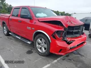 2017 Ram 1500 Express z VIN 3C6RR7KTXHG660087, wystawiony jako IAAI lot #43204104 z przebiegiem 126 965 mil mil oraz . Historia ofert i sprzedaży dostępna na DreamBid. Obrazek 1.